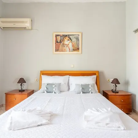 Spacious Apartment Near Downtown Iraklio Exterior foto