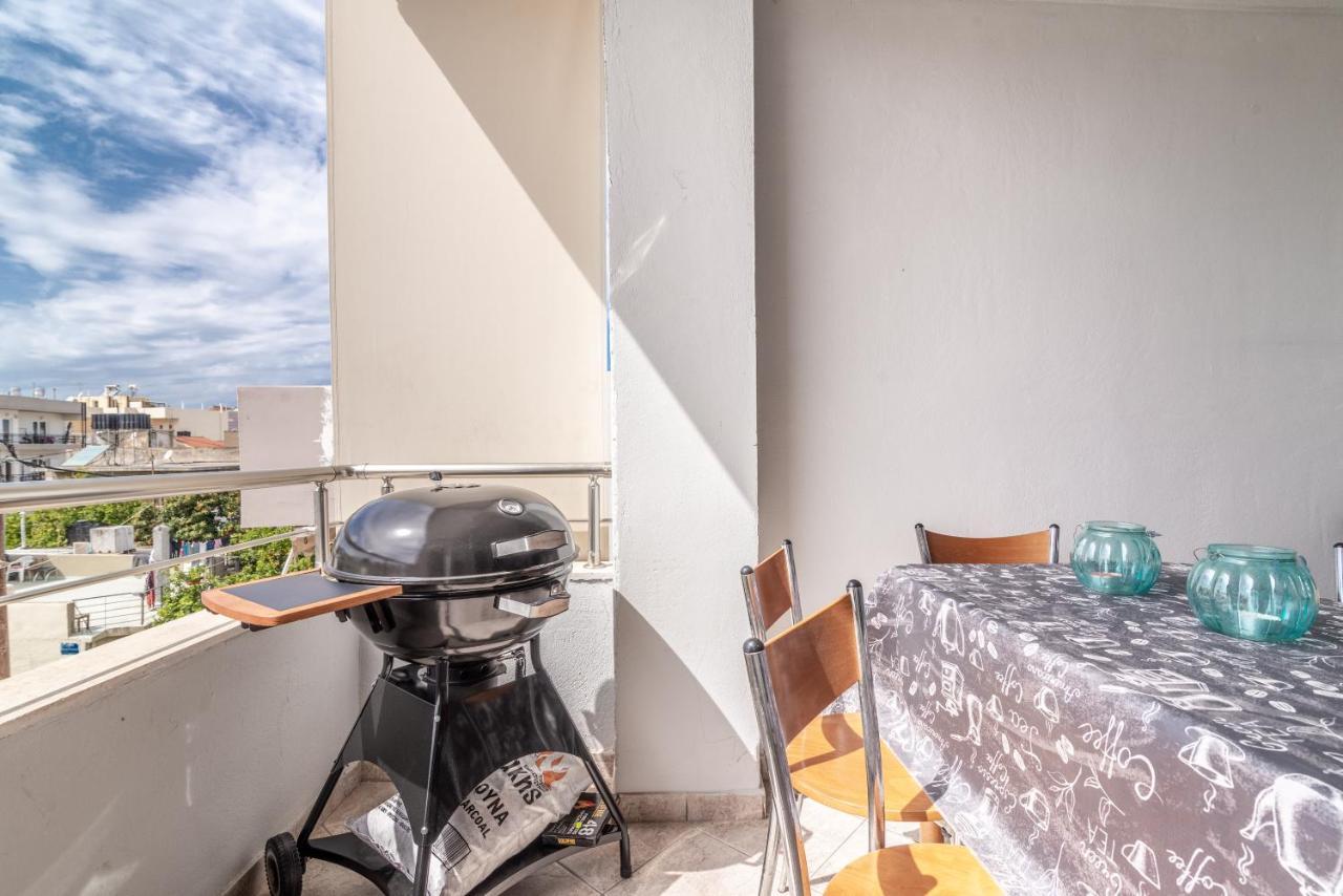 Spacious Near Downtown Apartment