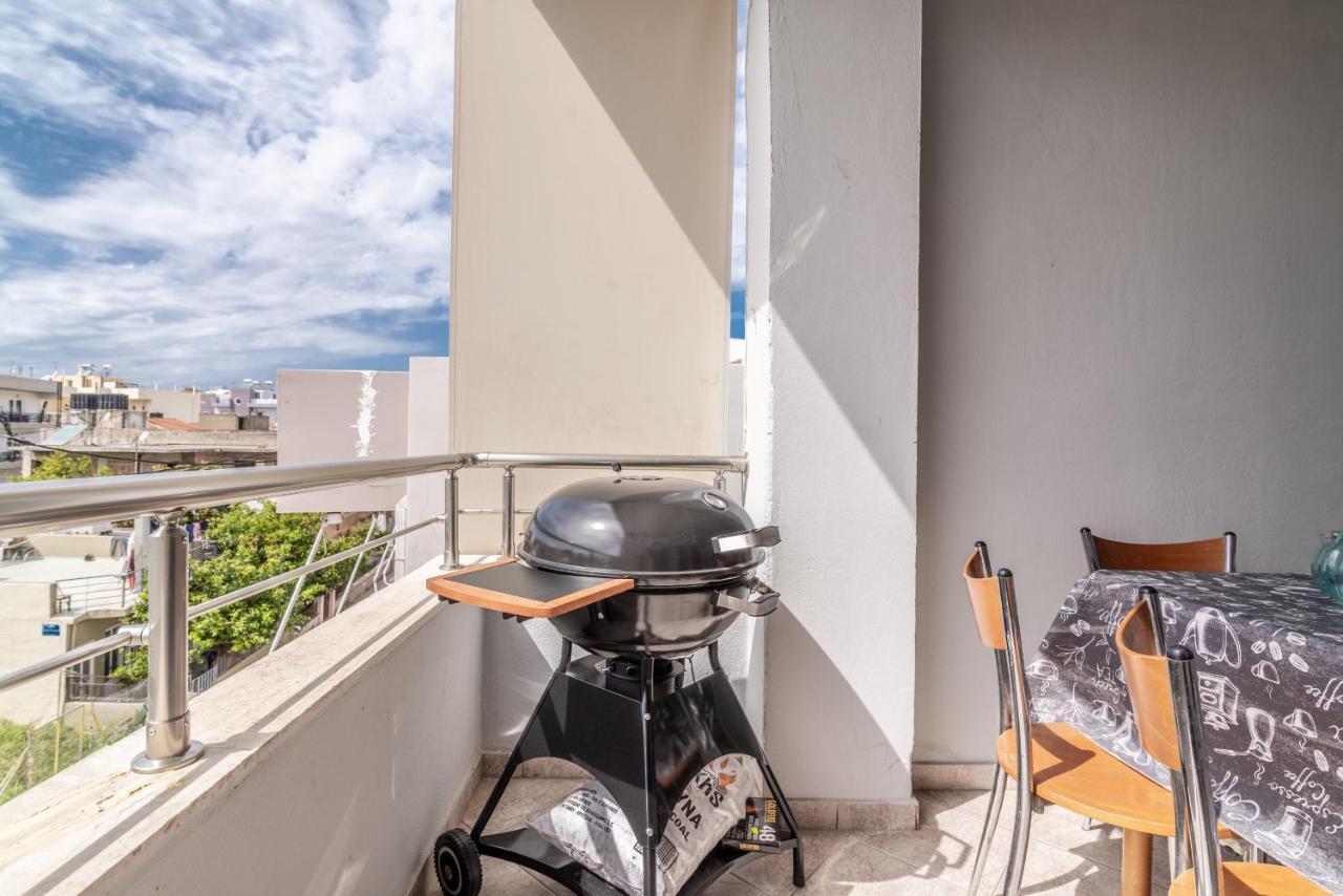 Spacious Near Downtown Apartment